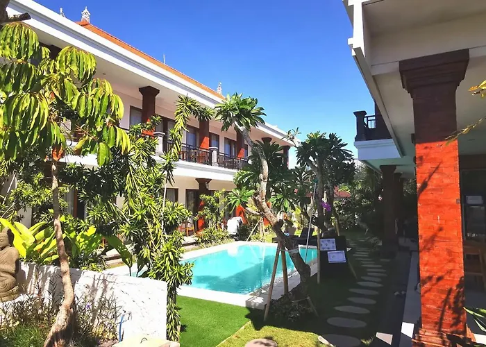 Santi Guest house 4*